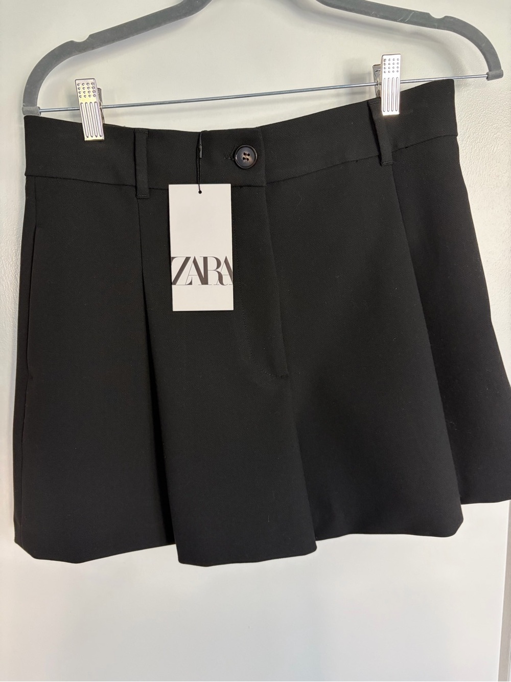 NWT Zara Women's Black Tailored Shorts